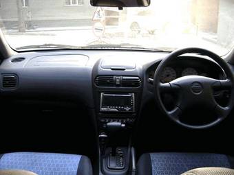 1999 Nissan Wingroad Pictures