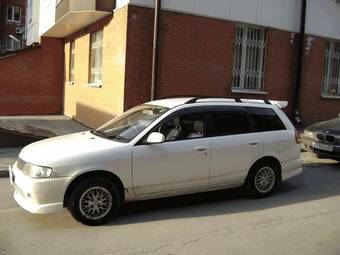 1999 Nissan Wingroad Photos