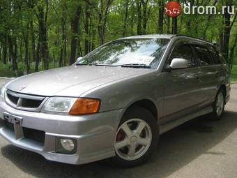 1999 Nissan Wingroad Photos