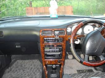 1999 Nissan Wingroad Photos