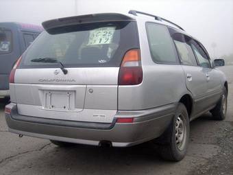 1999 Nissan Wingroad Pictures