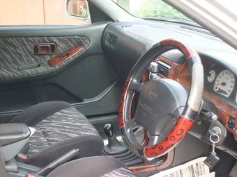 1999 Nissan Wingroad Pictures