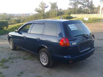 1999 Nissan Wingroad Photos