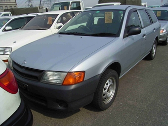 2000 Nissan Wingroad