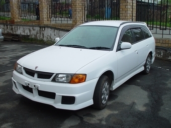 2000 Nissan Wingroad