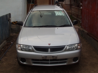 2000 Nissan Wingroad