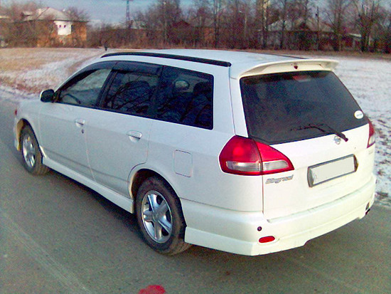 2000 Nissan Wingroad