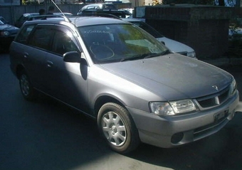 2000 Nissan Wingroad