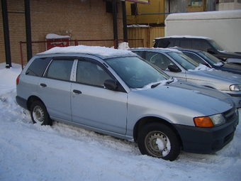 2000 Nissan Wingroad