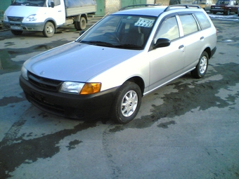 2000 Nissan Wingroad