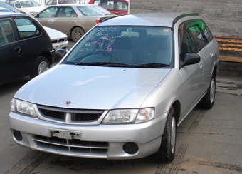 2000 Nissan Wingroad
