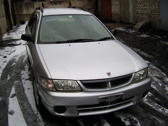 2000 Nissan Wingroad