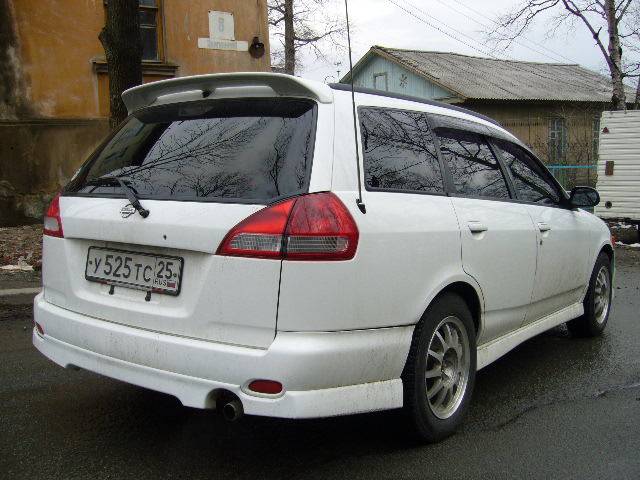 2000 Nissan Wingroad