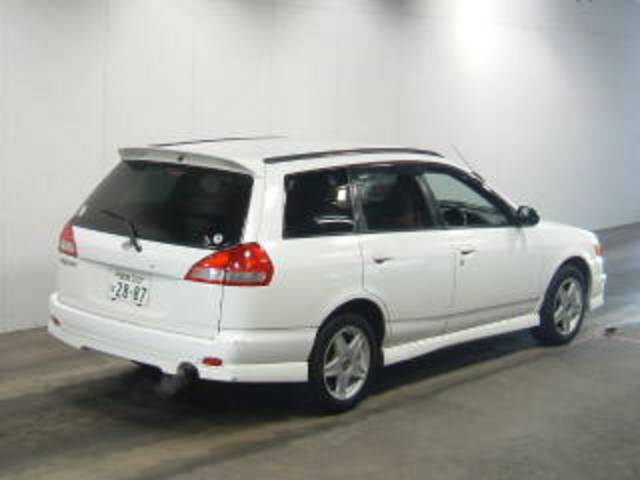 2000 Nissan Wingroad