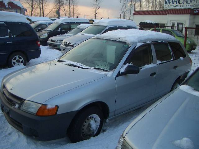 2000 Nissan Wingroad