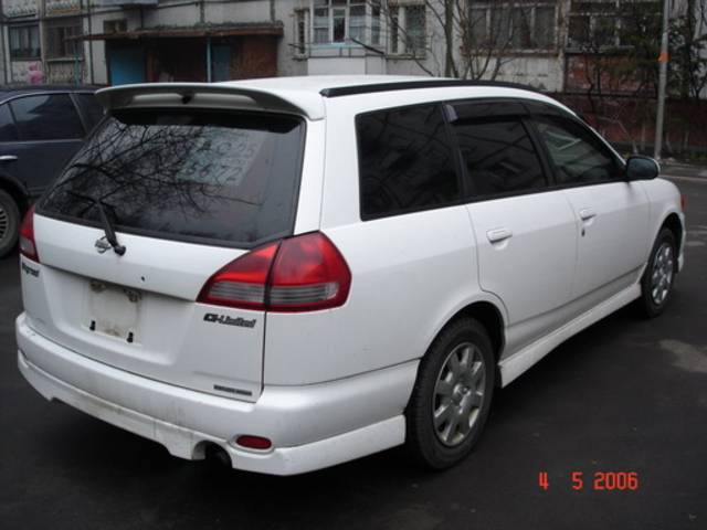 2000 Nissan Wingroad
