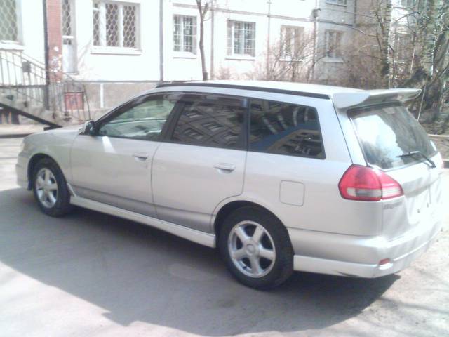 2000 Nissan Wingroad
