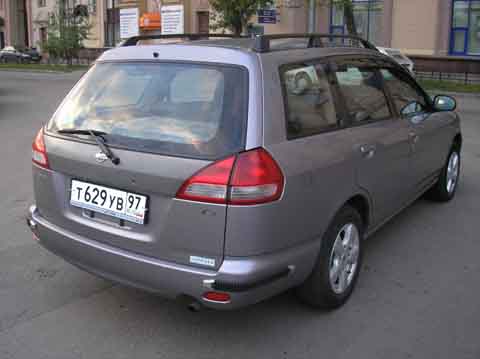 2000 Nissan Wingroad