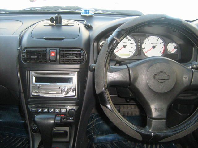 2000 Nissan Wingroad