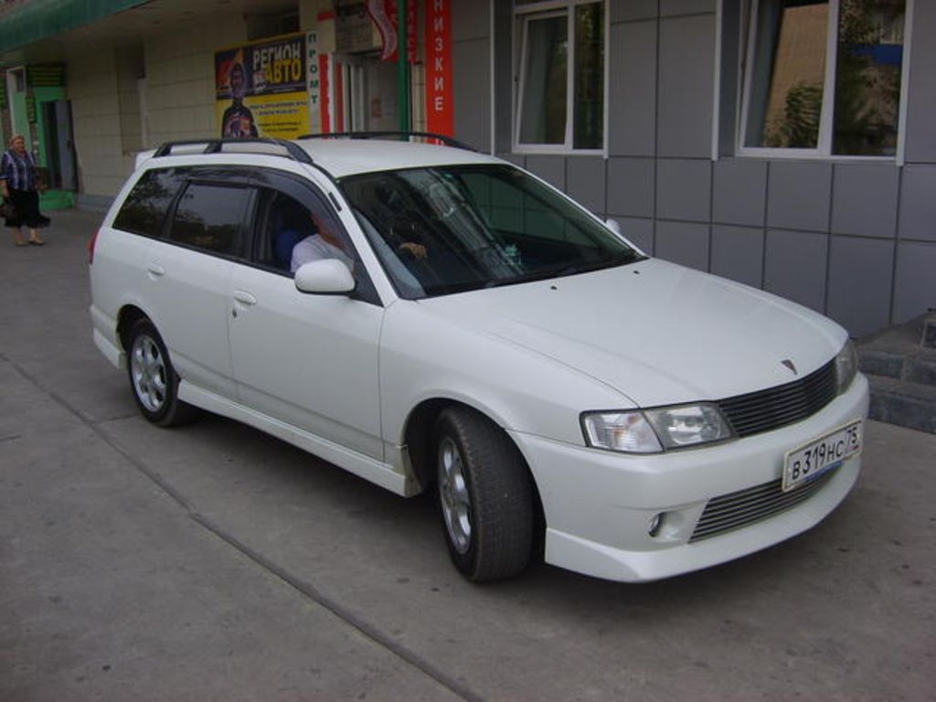 2000 Nissan Wingroad