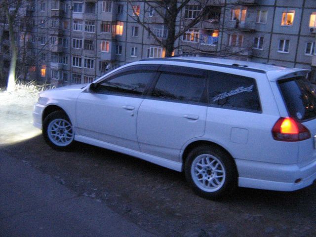 2000 Nissan Wingroad