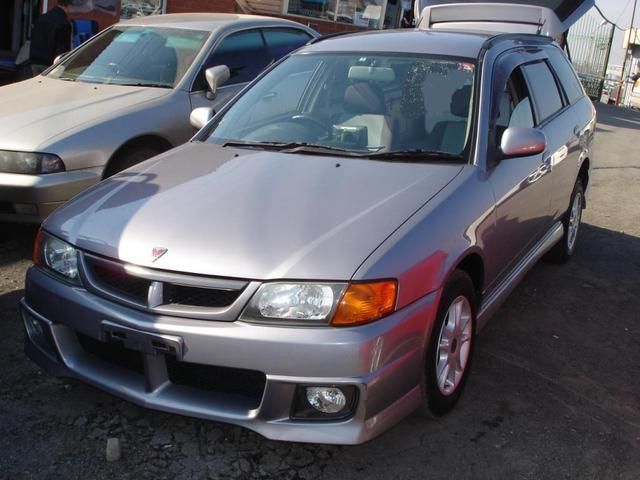 2000 Nissan Wingroad