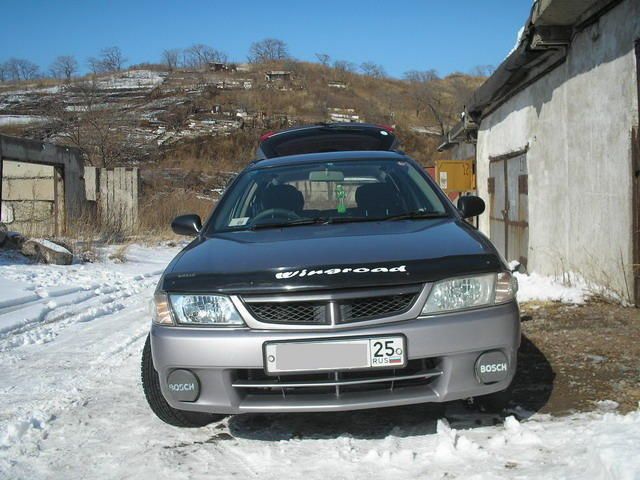 2000 Nissan Wingroad