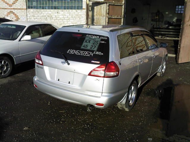 2000 Nissan Wingroad