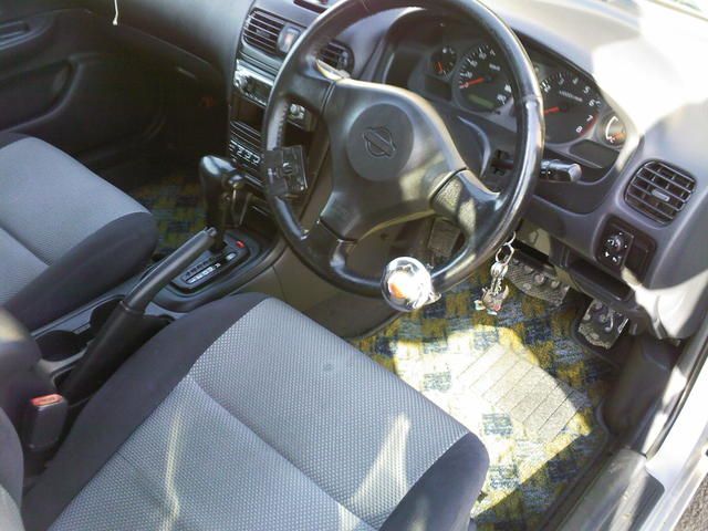2000 Nissan Wingroad