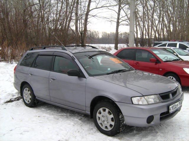 2000 Nissan Wingroad