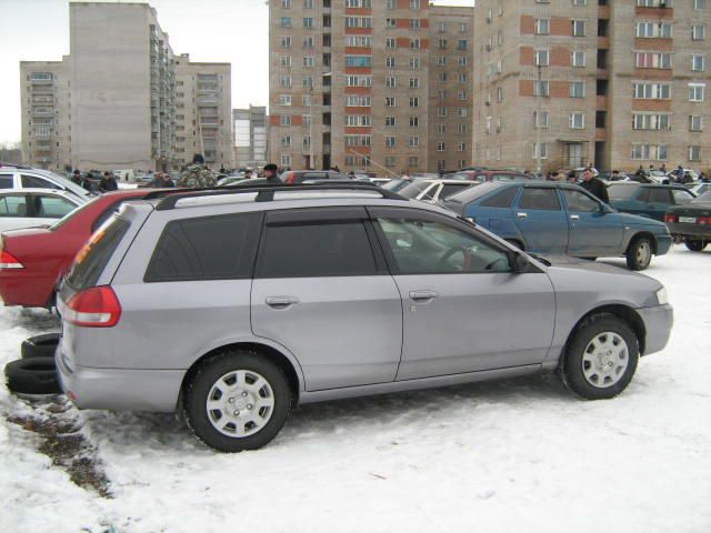2000 Nissan Wingroad
