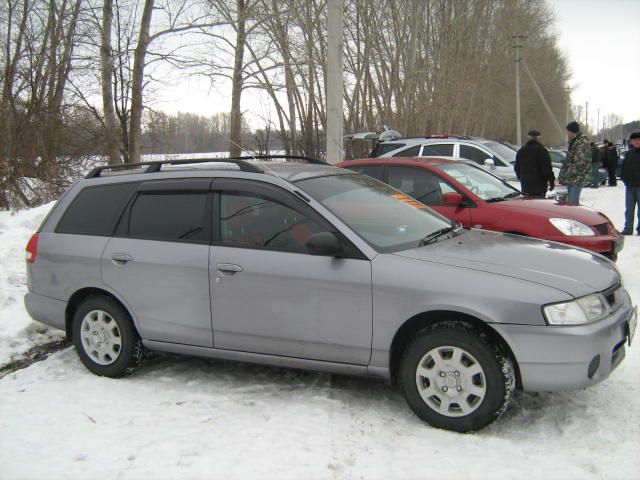 2000 Nissan Wingroad