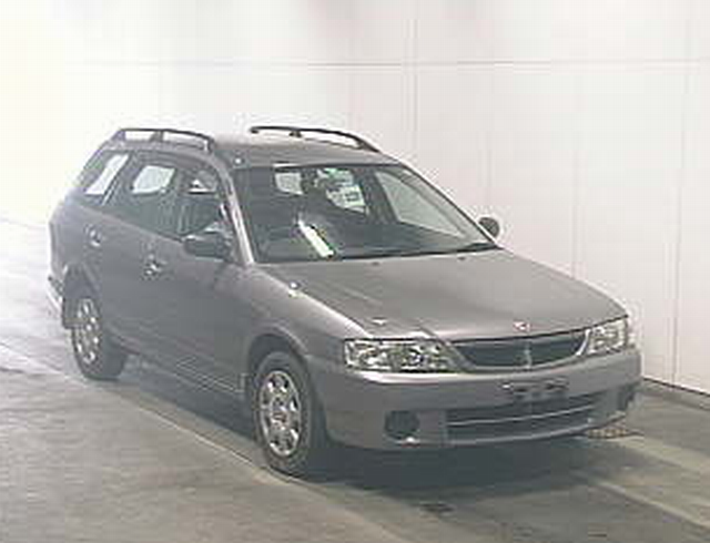 2000 Nissan Wingroad Pictures