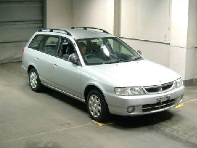 2000 Nissan Wingroad Photos