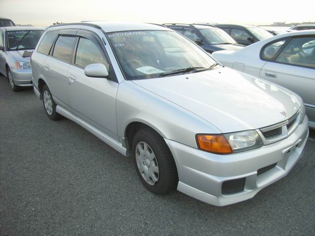 2000 Nissan Wingroad Wallpapers