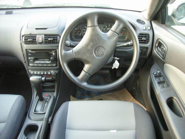 2000 Nissan Wingroad Pics