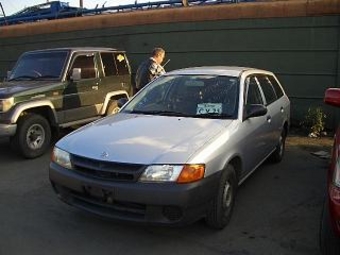 2000 Nissan Wingroad