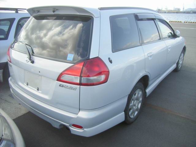 2000 Nissan Wingroad Pictures