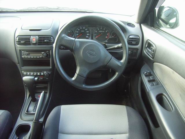 2000 Nissan Wingroad Photos