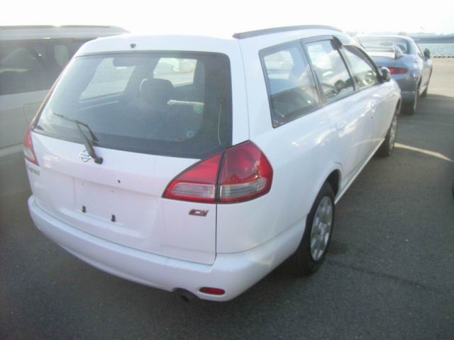 2000 Nissan Wingroad Pics