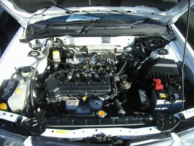 2000 Nissan Wingroad Pictures