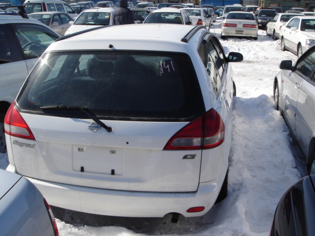 2000 Nissan Wingroad Pictures