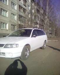 2000 Nissan Wingroad Photos