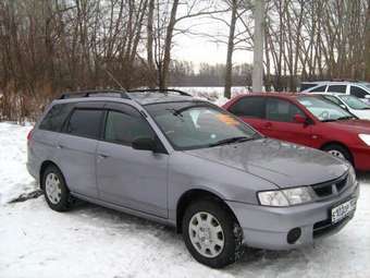 2000 Nissan Wingroad Images