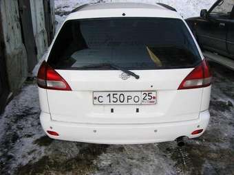 2000 Nissan Wingroad Pictures