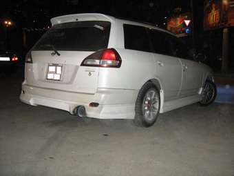 2000 Nissan Wingroad Pictures