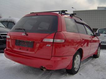 2000 Nissan Wingroad Pics