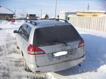 2000 Nissan Wingroad Pictures