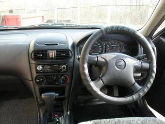 2000 Nissan Wingroad Pictures