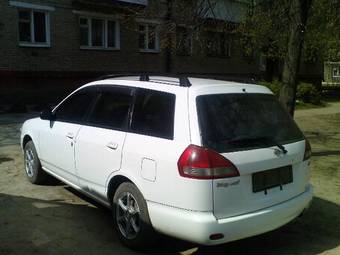 2000 Nissan Wingroad Pictures